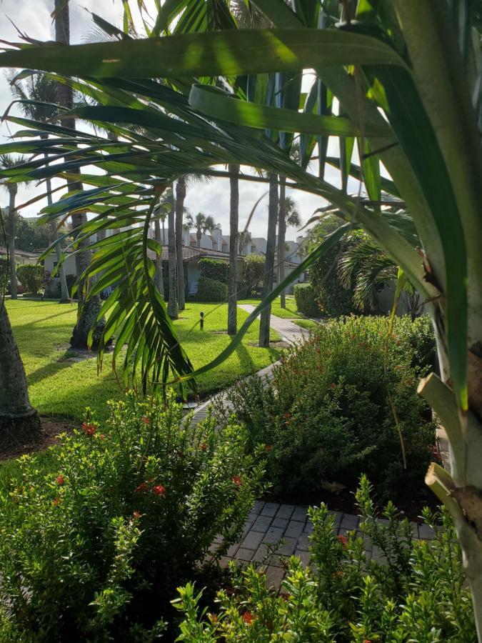 הילסבורו ביץ' Ocean Side Resort - Updated Villa מראה חיצוני תמונה